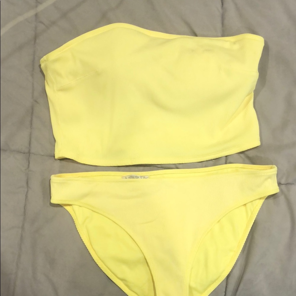 Bathing suit from arie